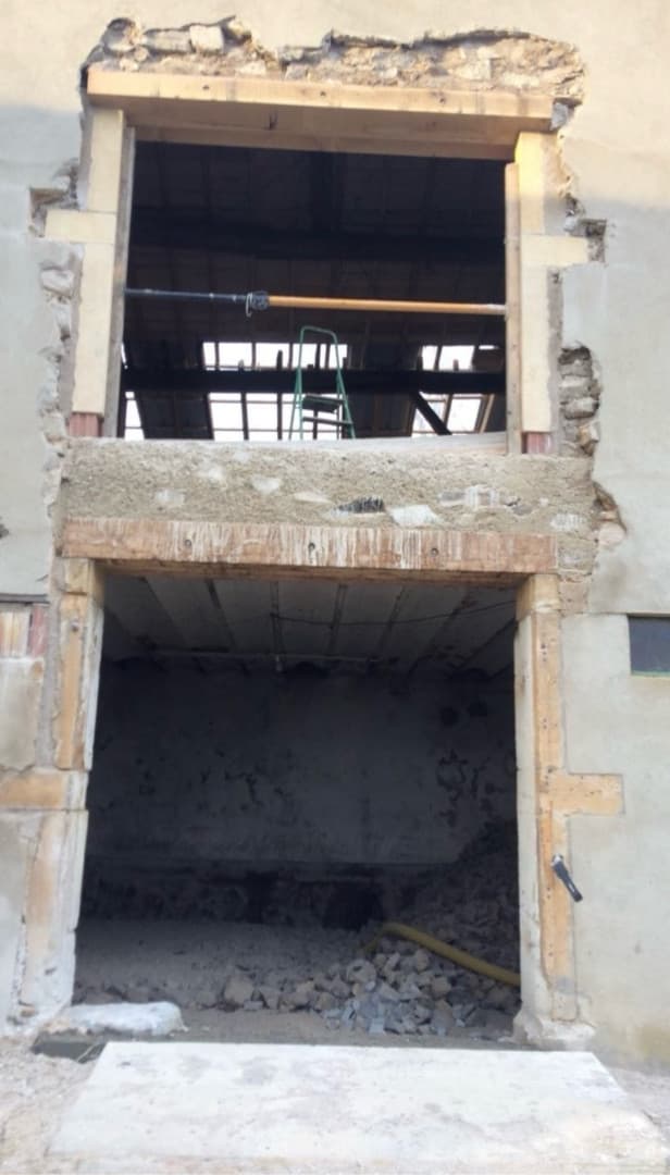 Ouverture en voûte & brique