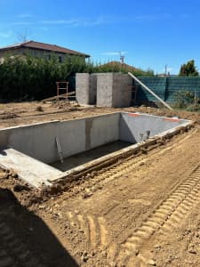 Création piscine béton
